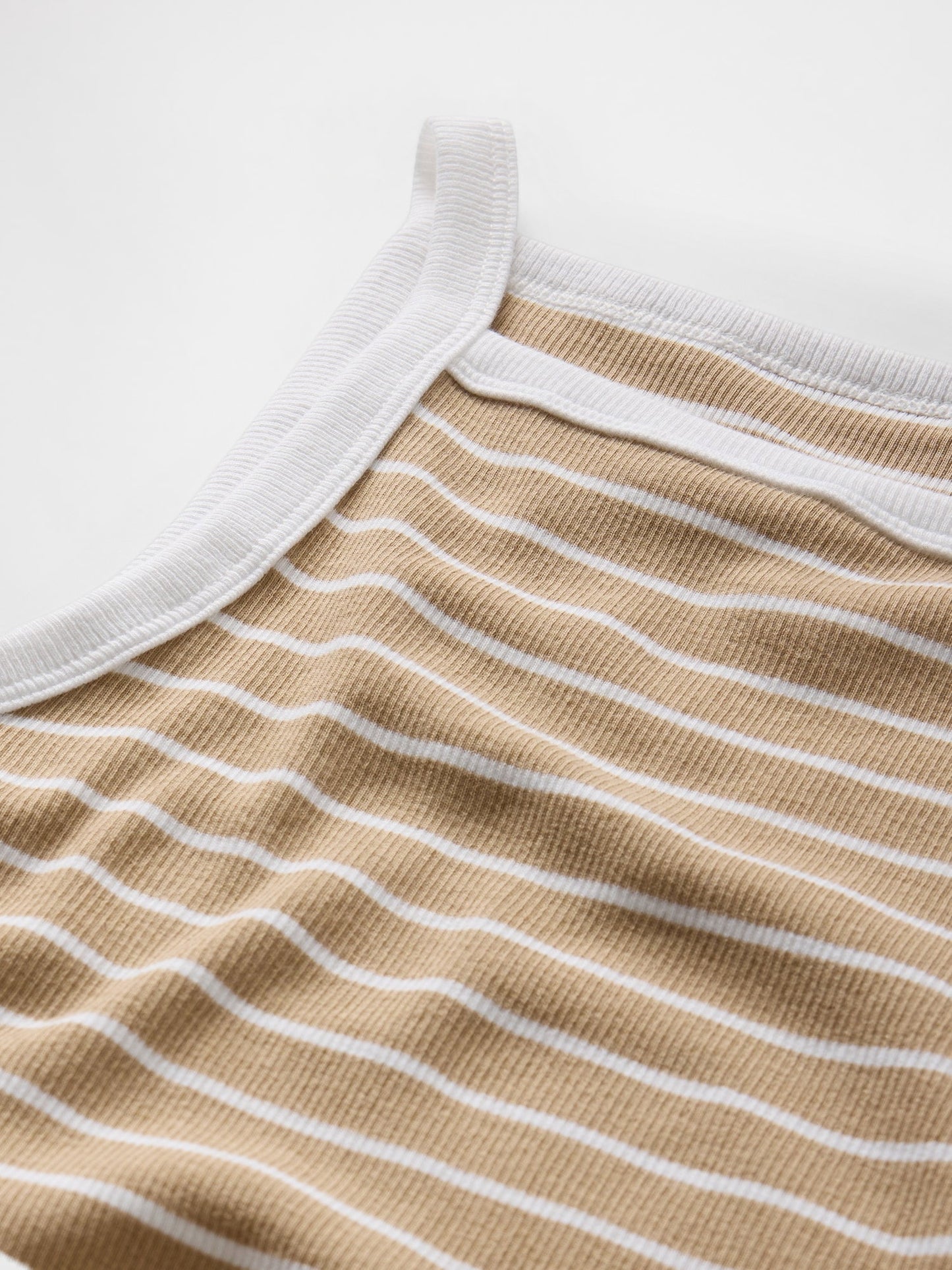 Kahverengi Halter Yaka Modern Atlet
