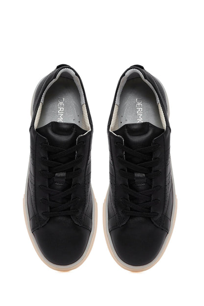 Kadın Siyah Bağcıklı Deri Sneaker