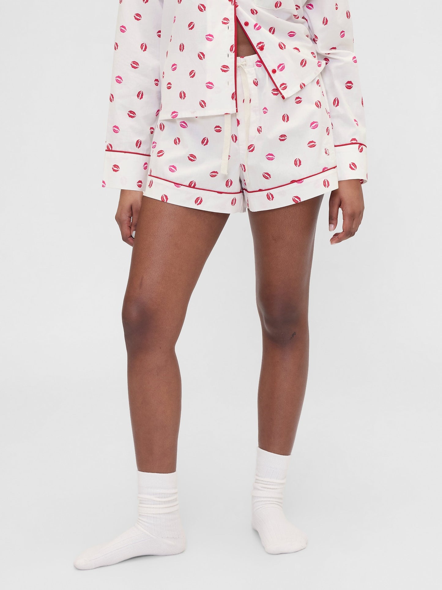 Kırık Beyaz Gap × Summer Fridays Poplin Kiss Pijama Boxer Şort