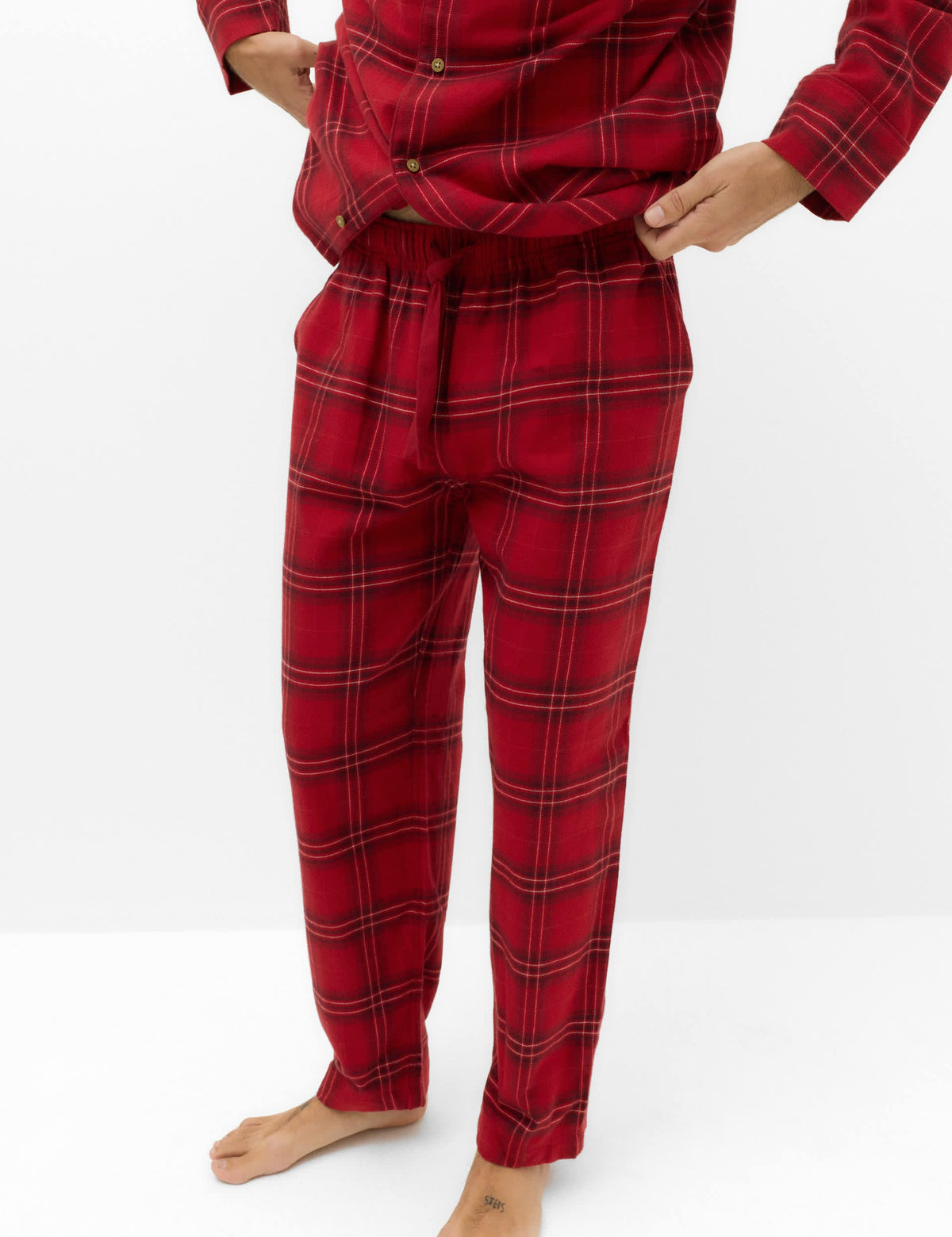 Yılbaşı Temalı Ekose Desenli Pijama Takımı