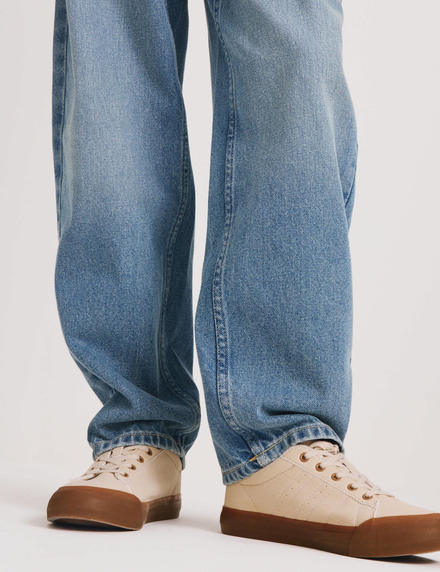 Barrel Leg Jeans