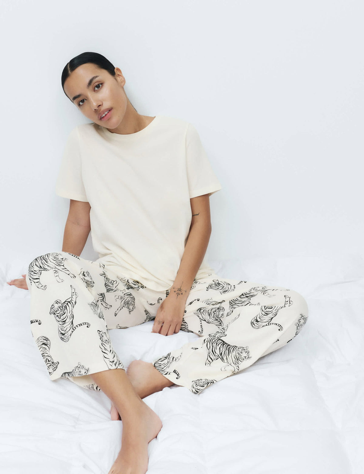 Saf Pamuklu Baskılı Pijama Takımı