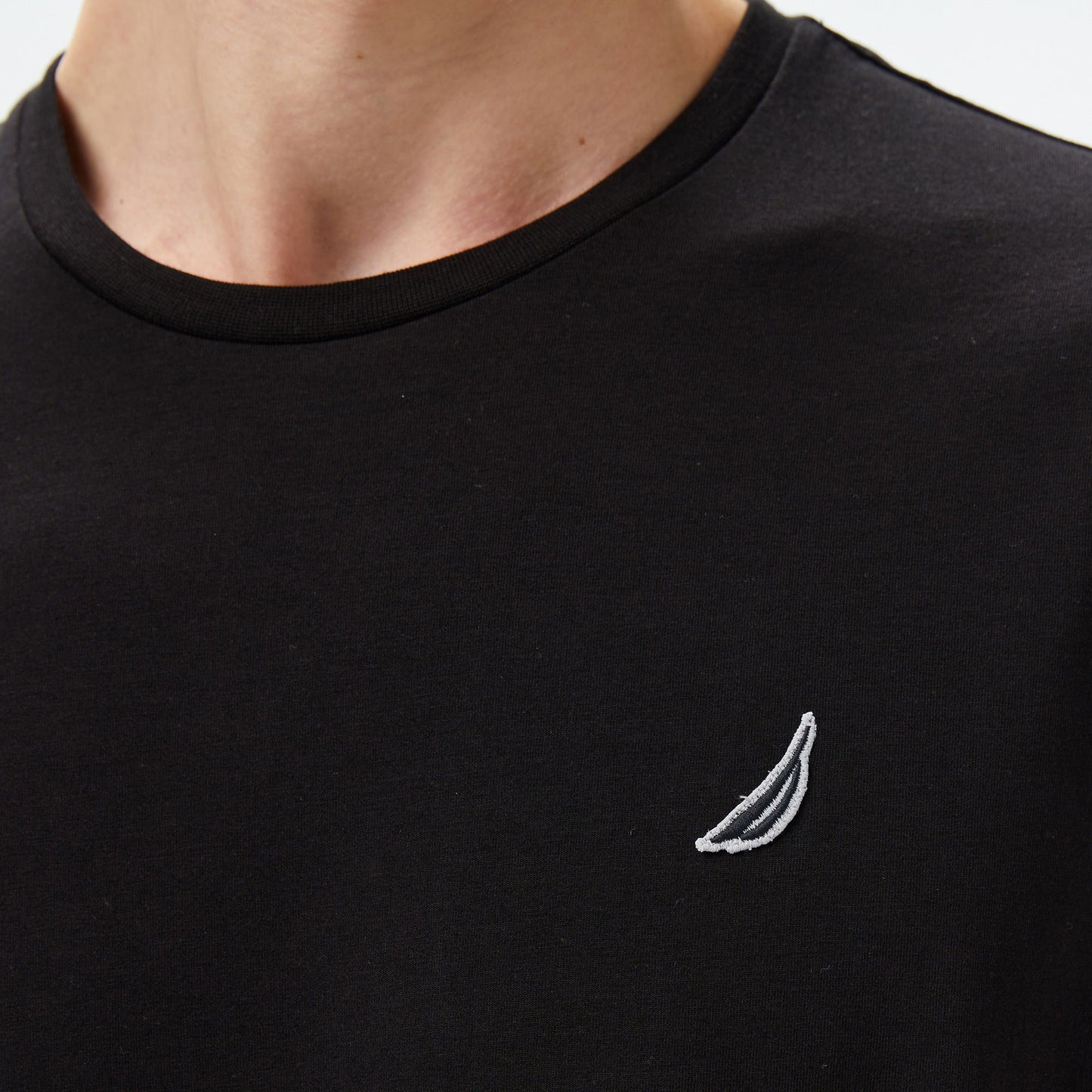 Nautica Erkek Siyah Regular Fit T-shirt