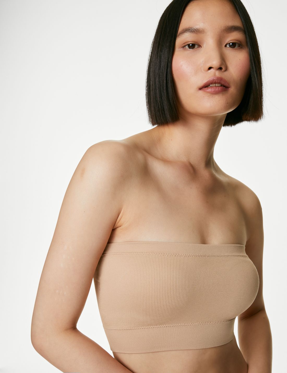Dikişsiz Straplez Bandeau Sütyen