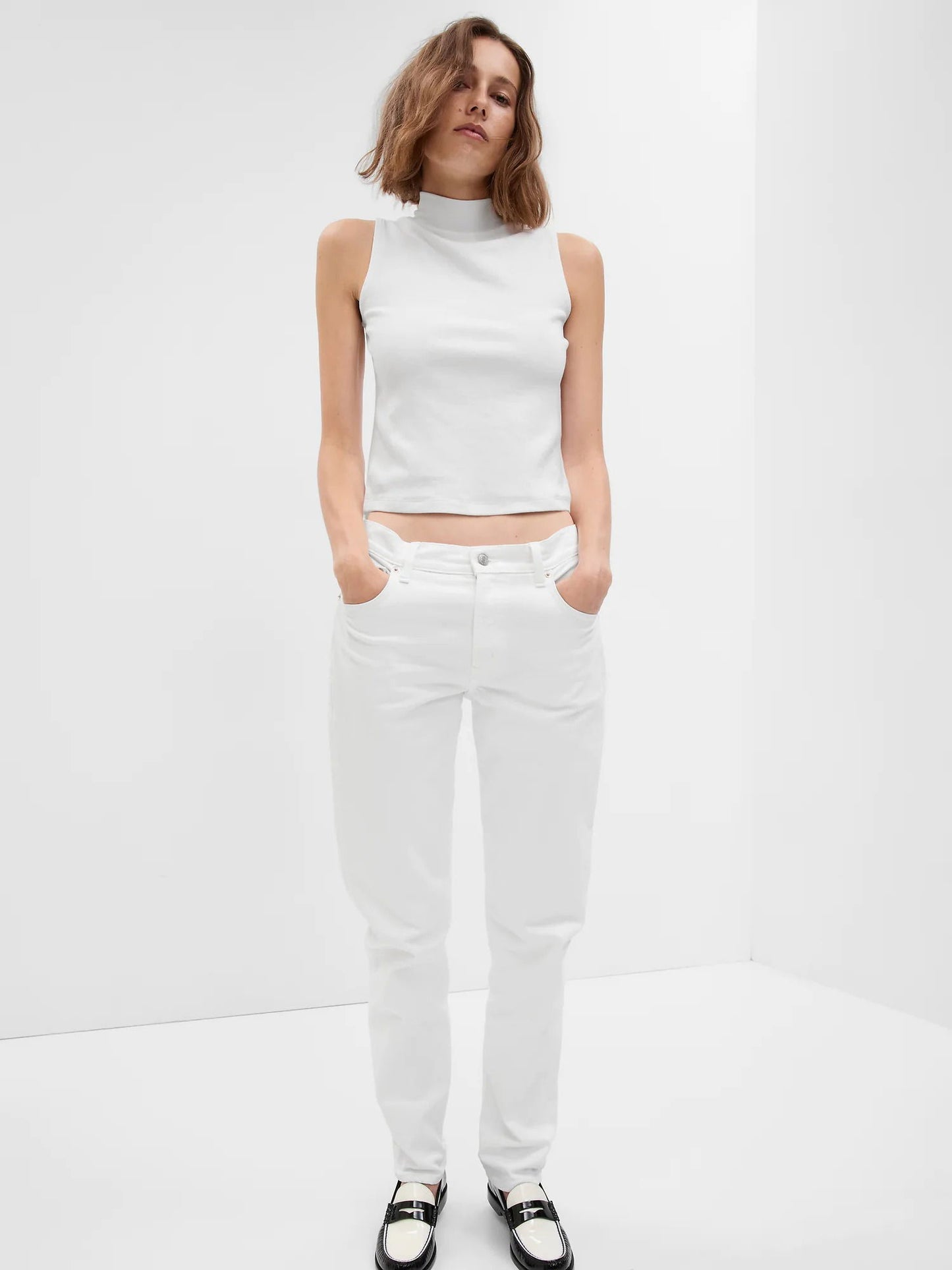 Beyaz Mid Rise Girlfriend Washwell™ Jean Pantolon