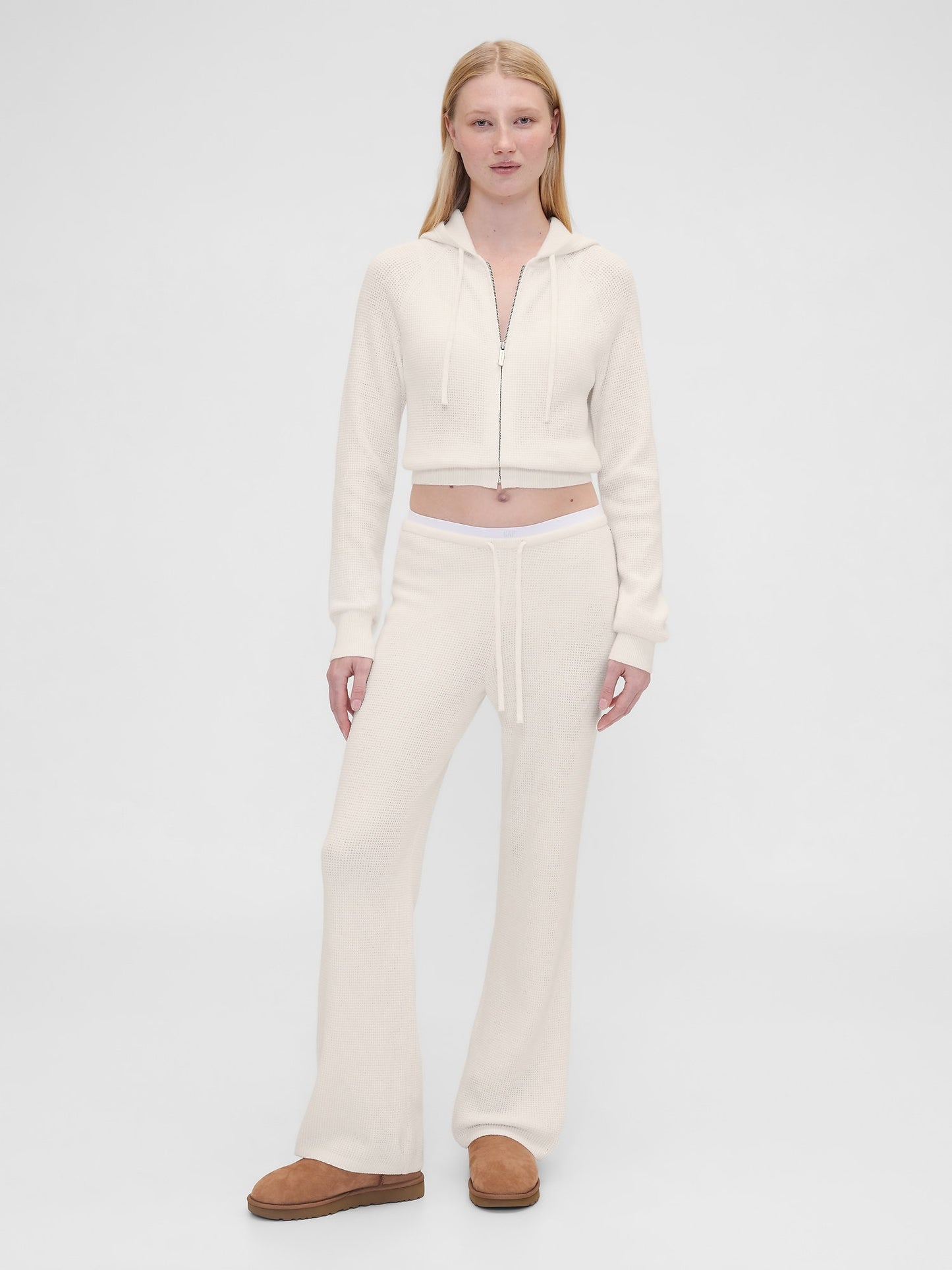 Kırık Beyaz Gap × Summer Fridays Cashsoft Waffle Crop Sweatshirt