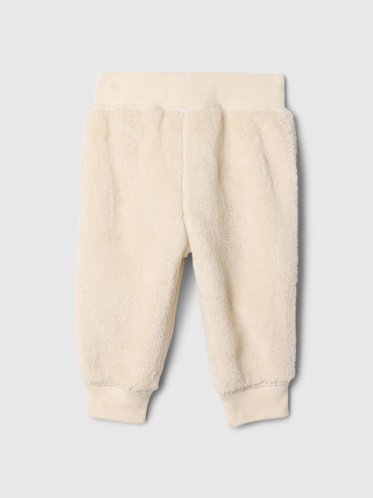 Kırık Beyaz Gap Logo Suni Vegan Kürk Jogger Eşofman Altı