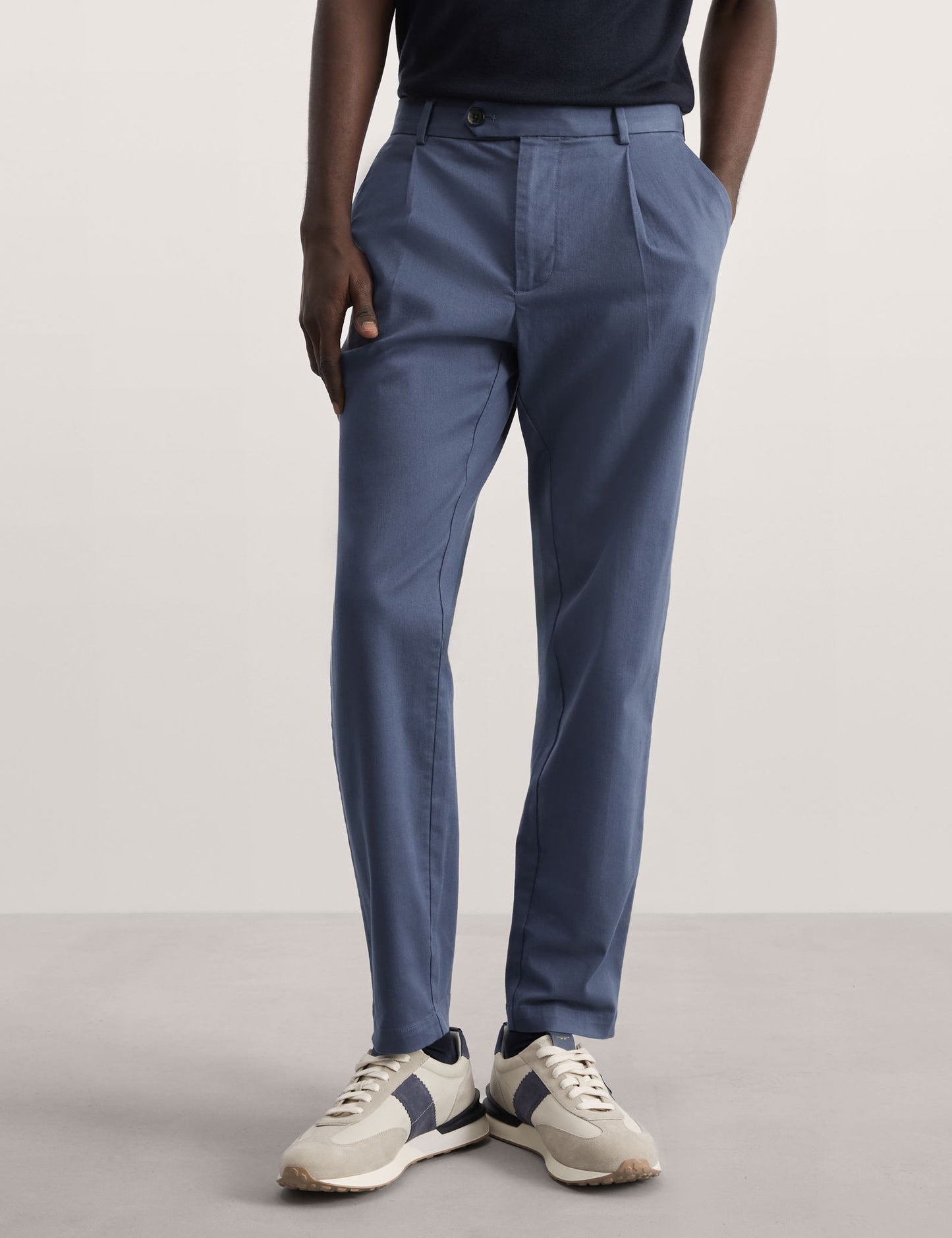 Tapered Fit Italian Chino Pantolon