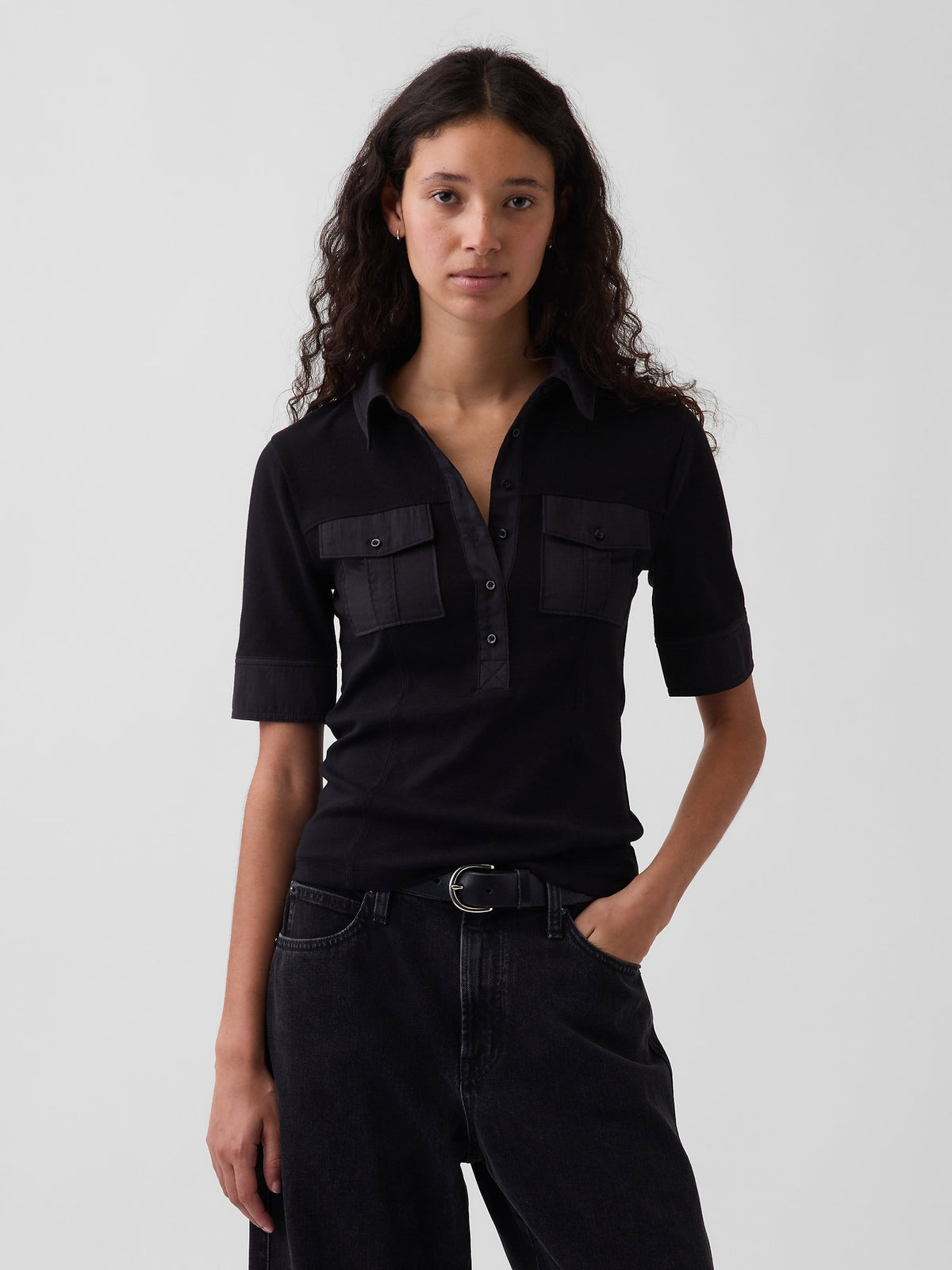 Siyah Modern Elbow-sleeve Utility T-shirt