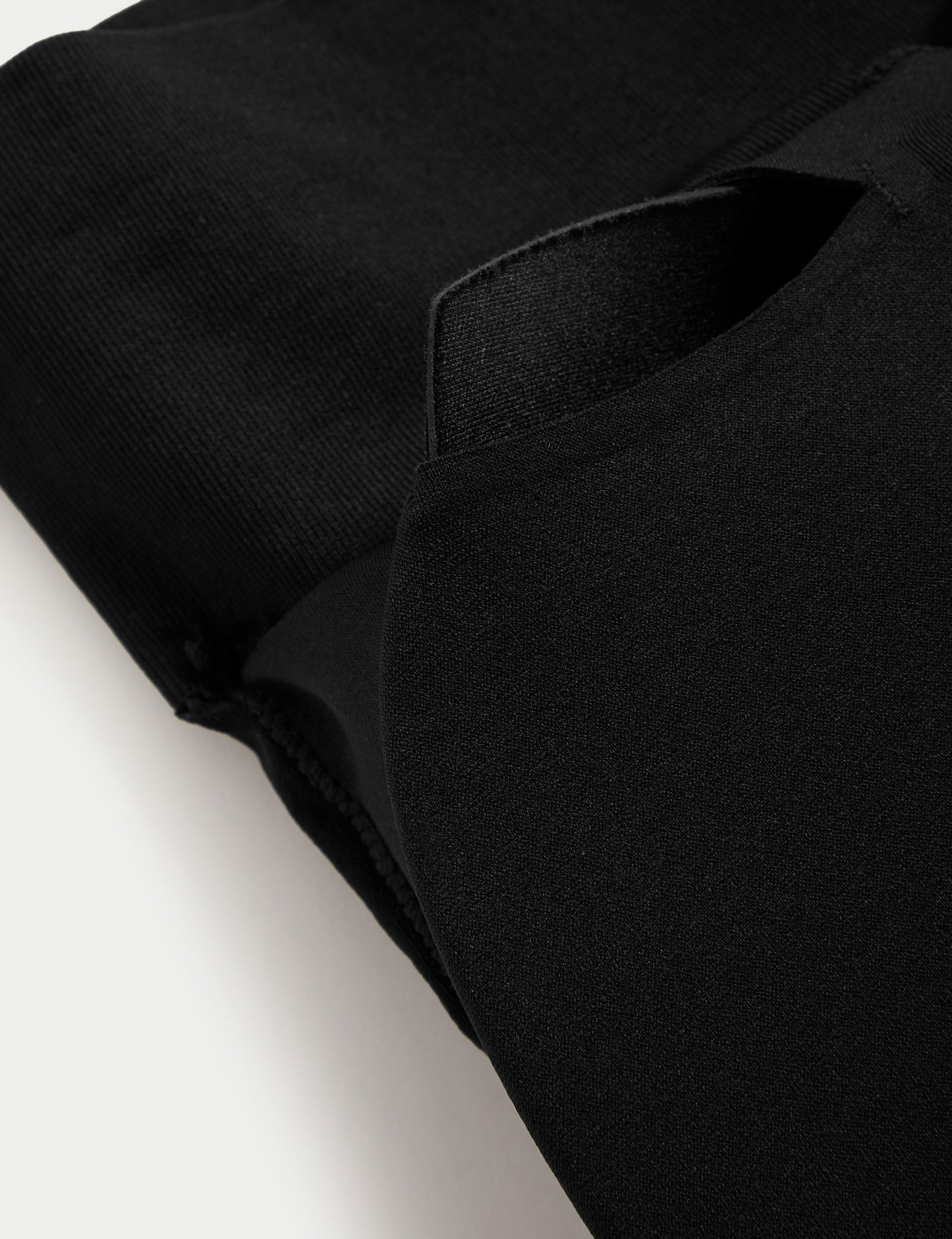 Cool Comfort:trade_mark: Dikişsiz Kalça Şekillendirici Şort Korse