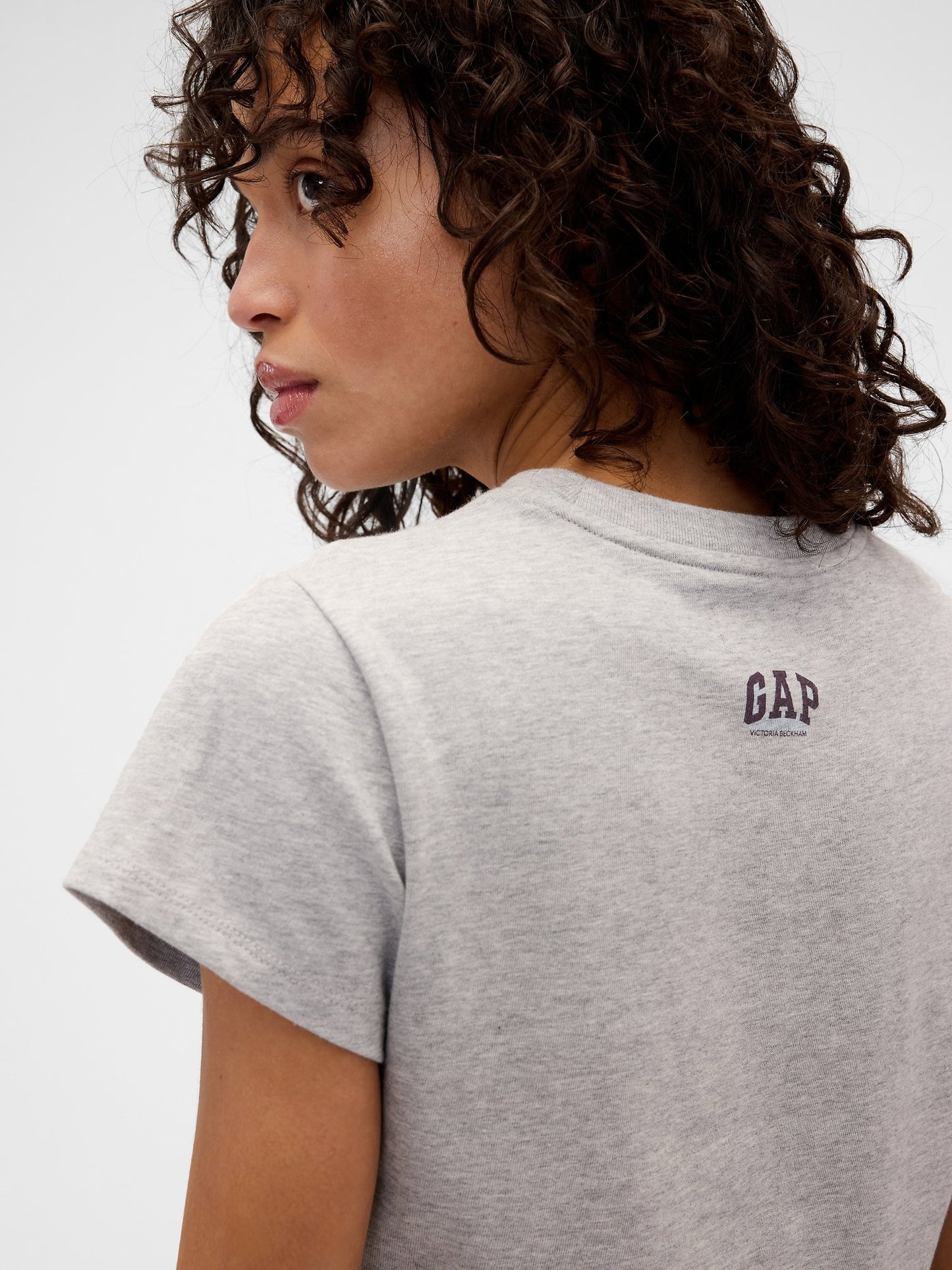 Açık Gri Gap × Victoria Beckham Organik Pamuk Logo Crop T-shirt