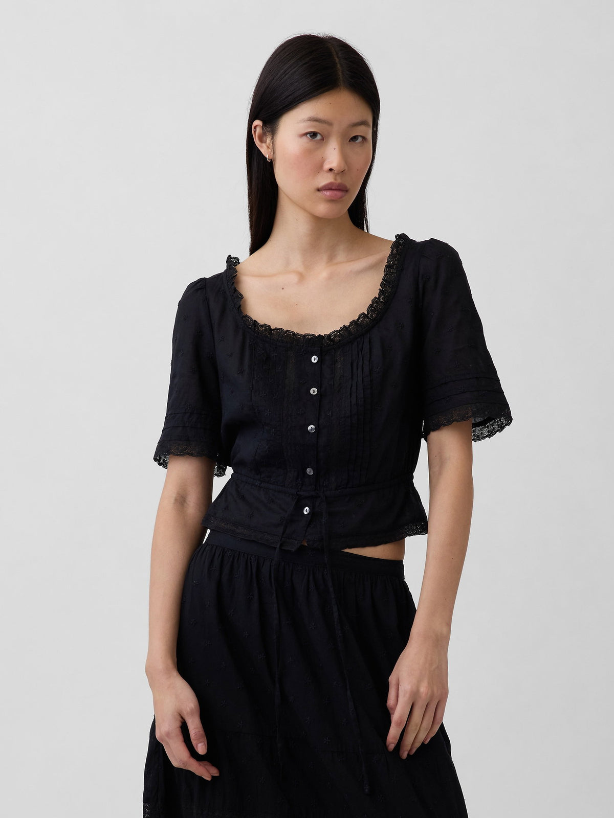 Siyah Dantel Detaylı Peplum Bluz