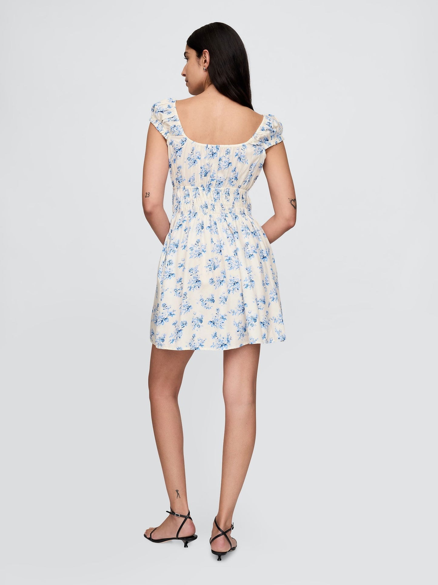 Çok Renkli Bağcıklı Ön Kısmı Smocked Bel Mini Elbise