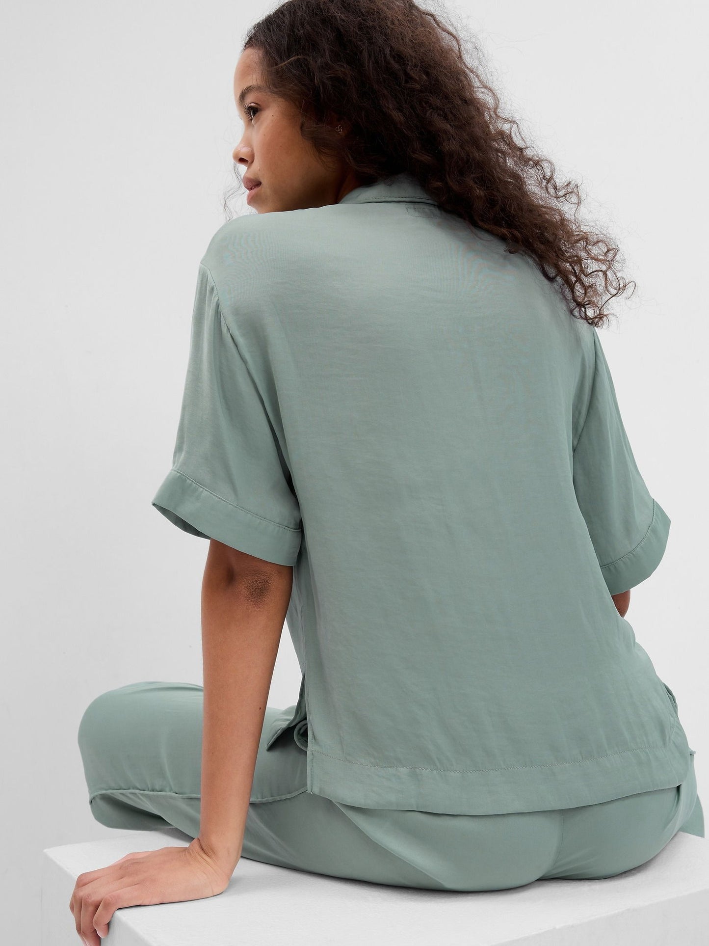 Yeşil Saten Pijama Gömlek