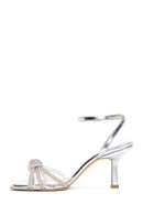 Kadın Gümüş Bilekten Tokalı Taşlı Ince Topuklu Sandalet