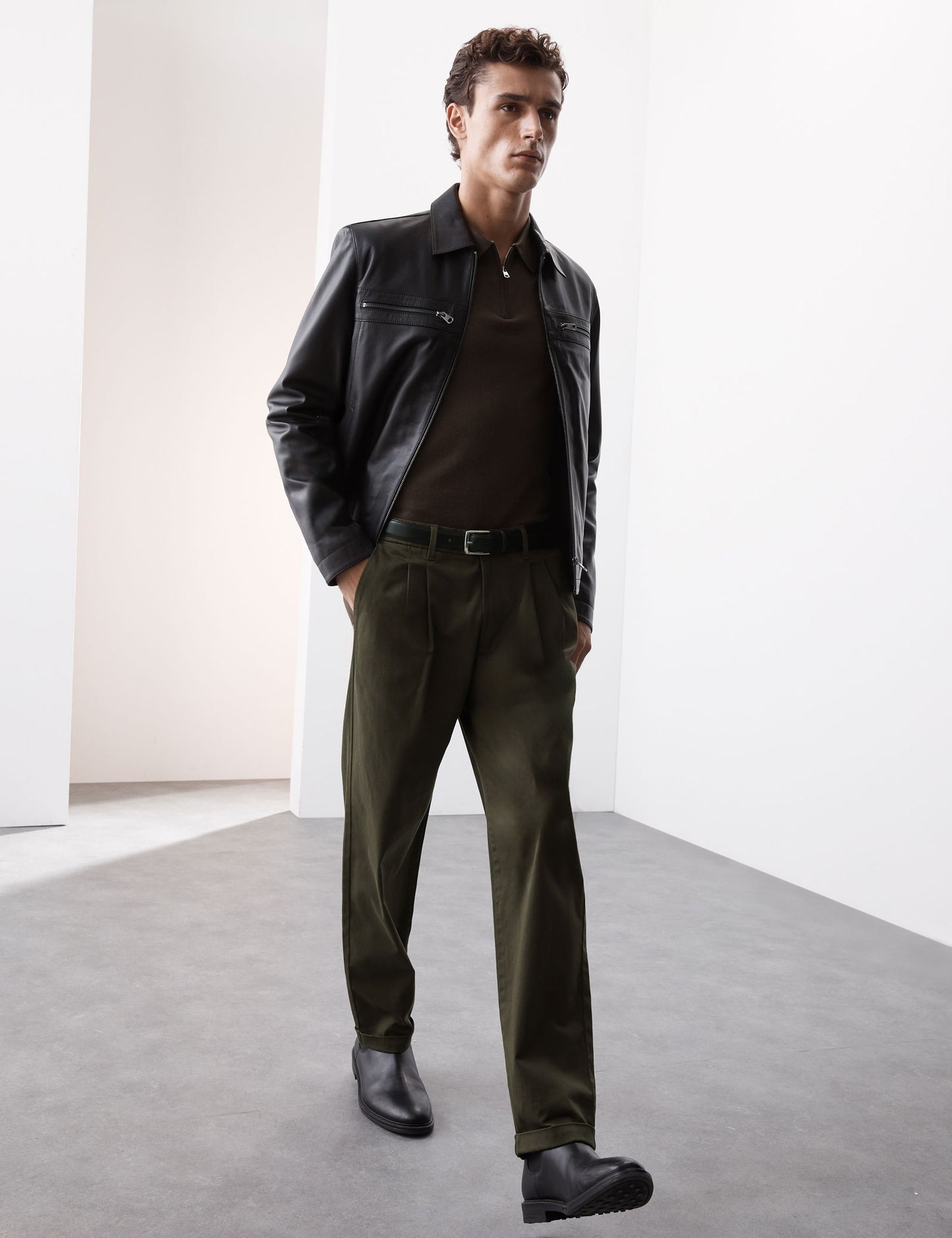 Tapered Fit Chino Pantolon