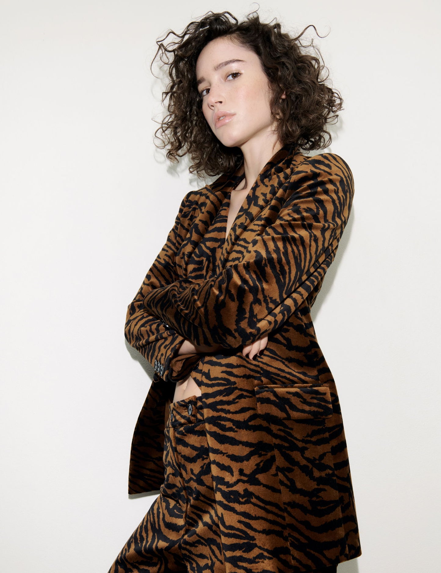 Kadife Leopar Desenli Ceket