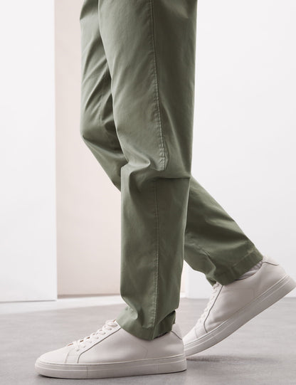 Regular Fit Süper Lightweight Chino