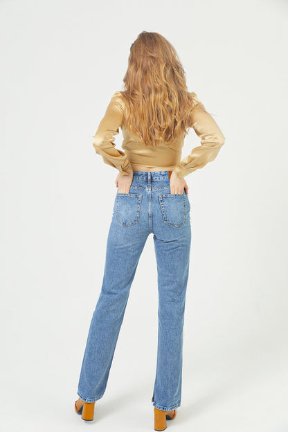 Mavi Yırtmaçlı Düz Kesim Jean