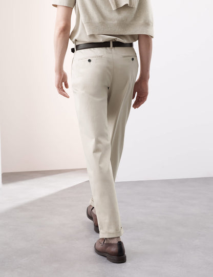 Tapered Fit Chino Pantolon