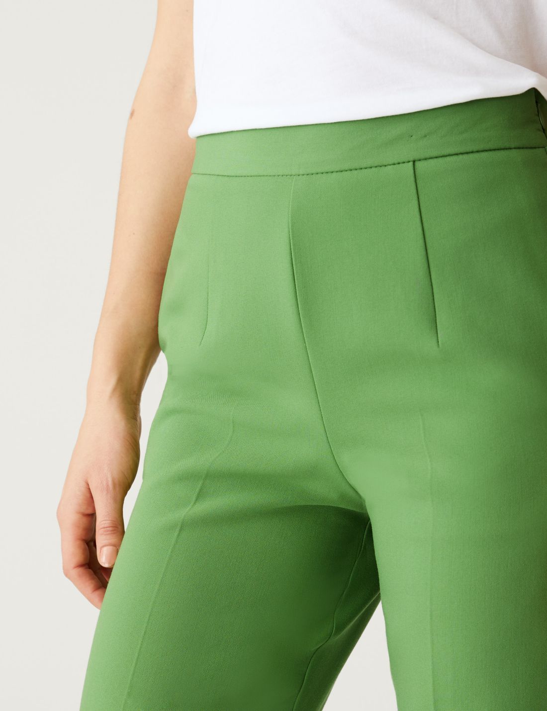Fermuar Detaylı Straight Leg Pantolon
