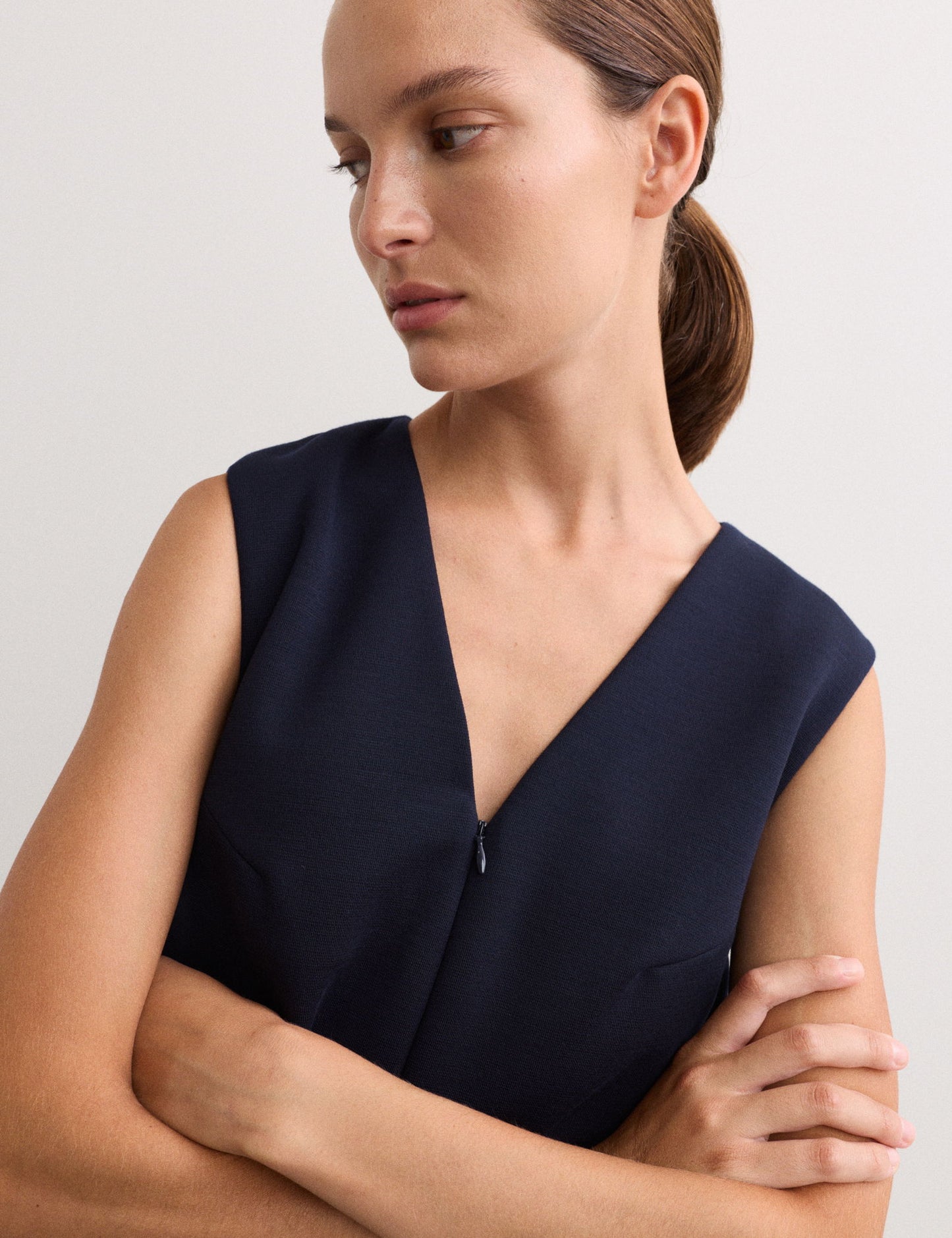 Derin V Yaka Jersey Midi Elbise