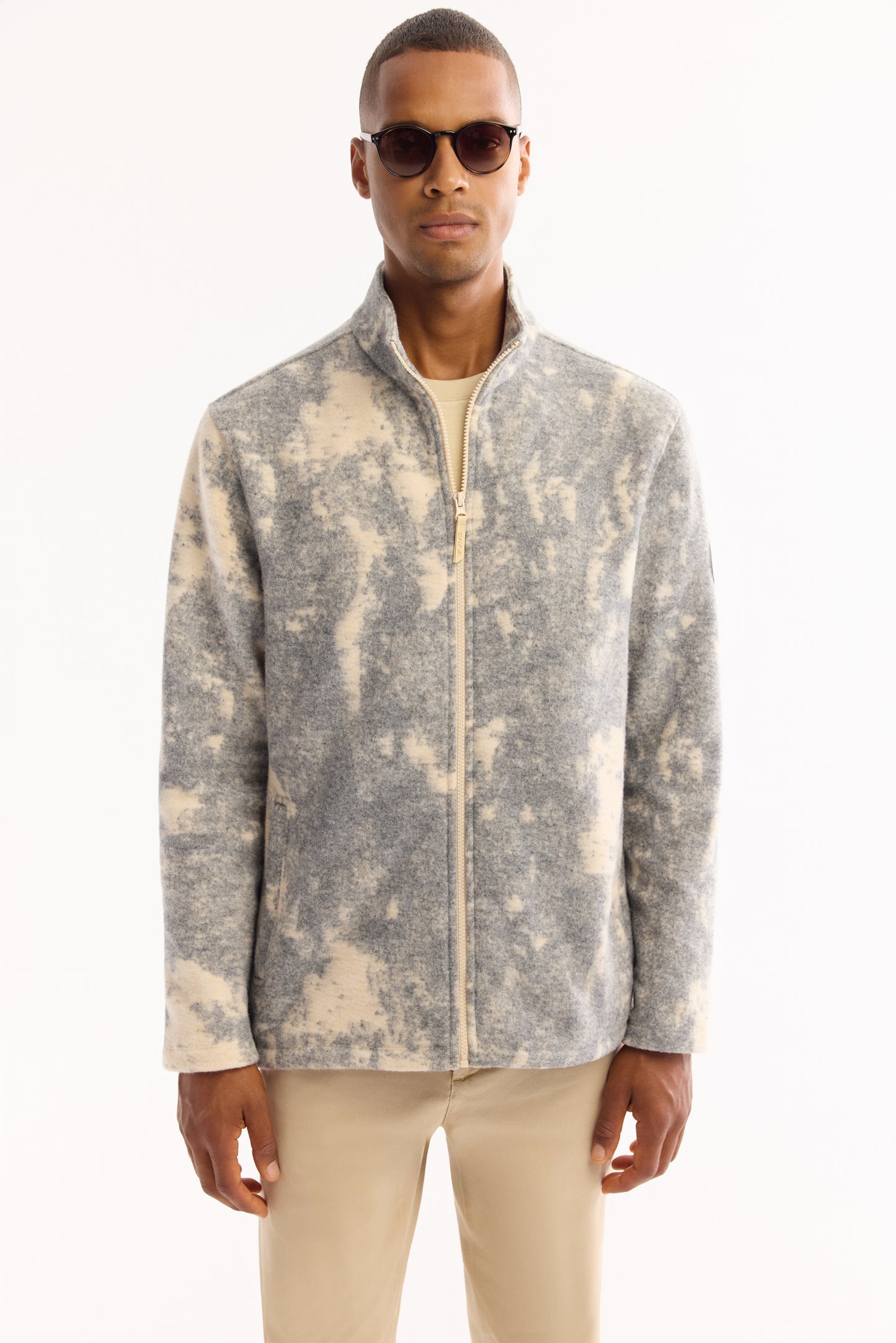 Bej-antrasit Dik Yaka Fermuarlı Blok Renkli Peluş Kumaş Hırka