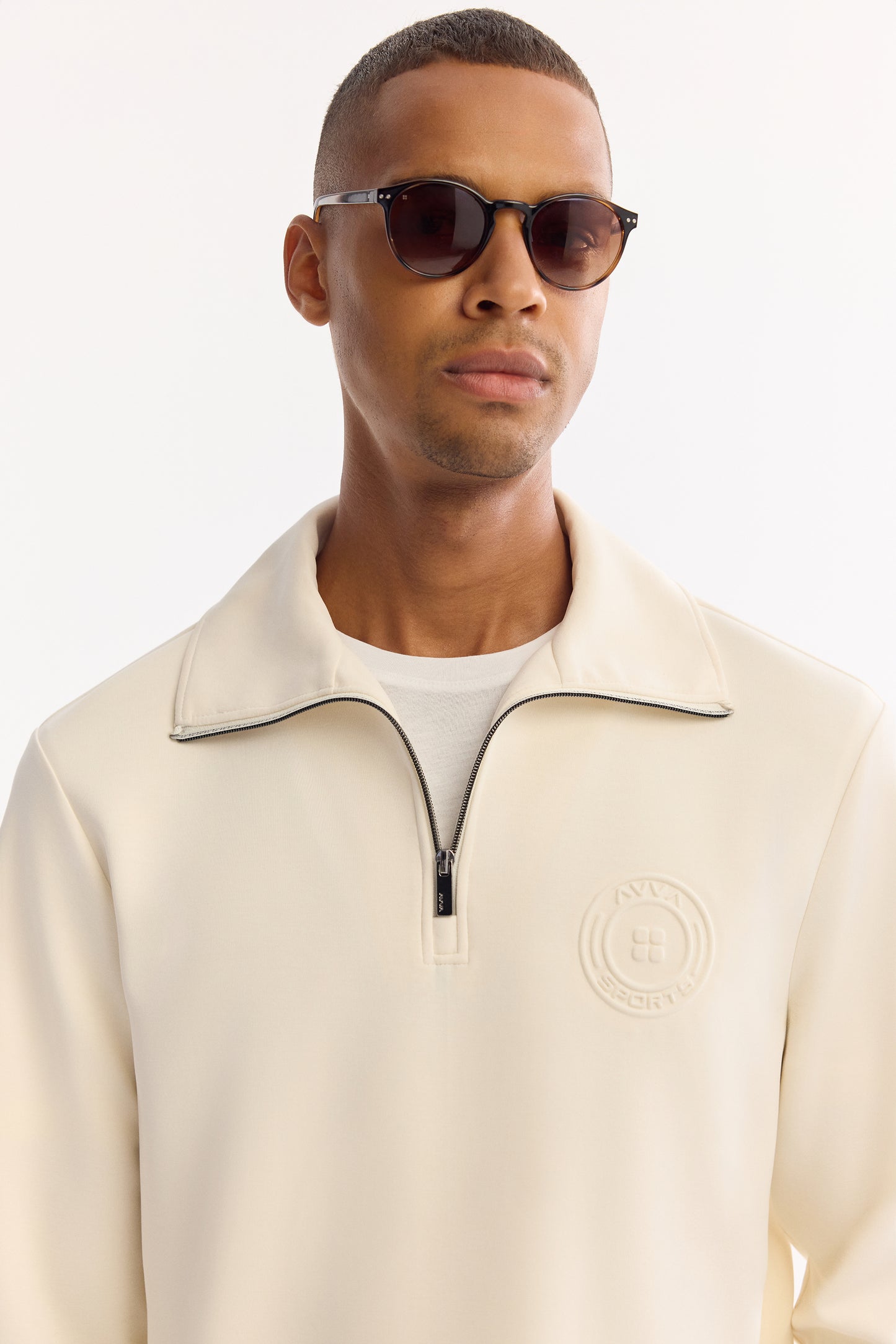 Ekru Fermuarlı Dik Yaka Gofreli Modal Örme Kumaş Sweatshirt