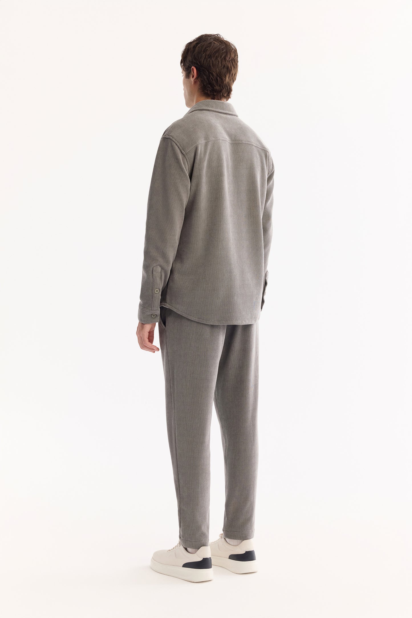 Gri Klasik Yaka Kadife Polyester Örme Kumaş Gömlek