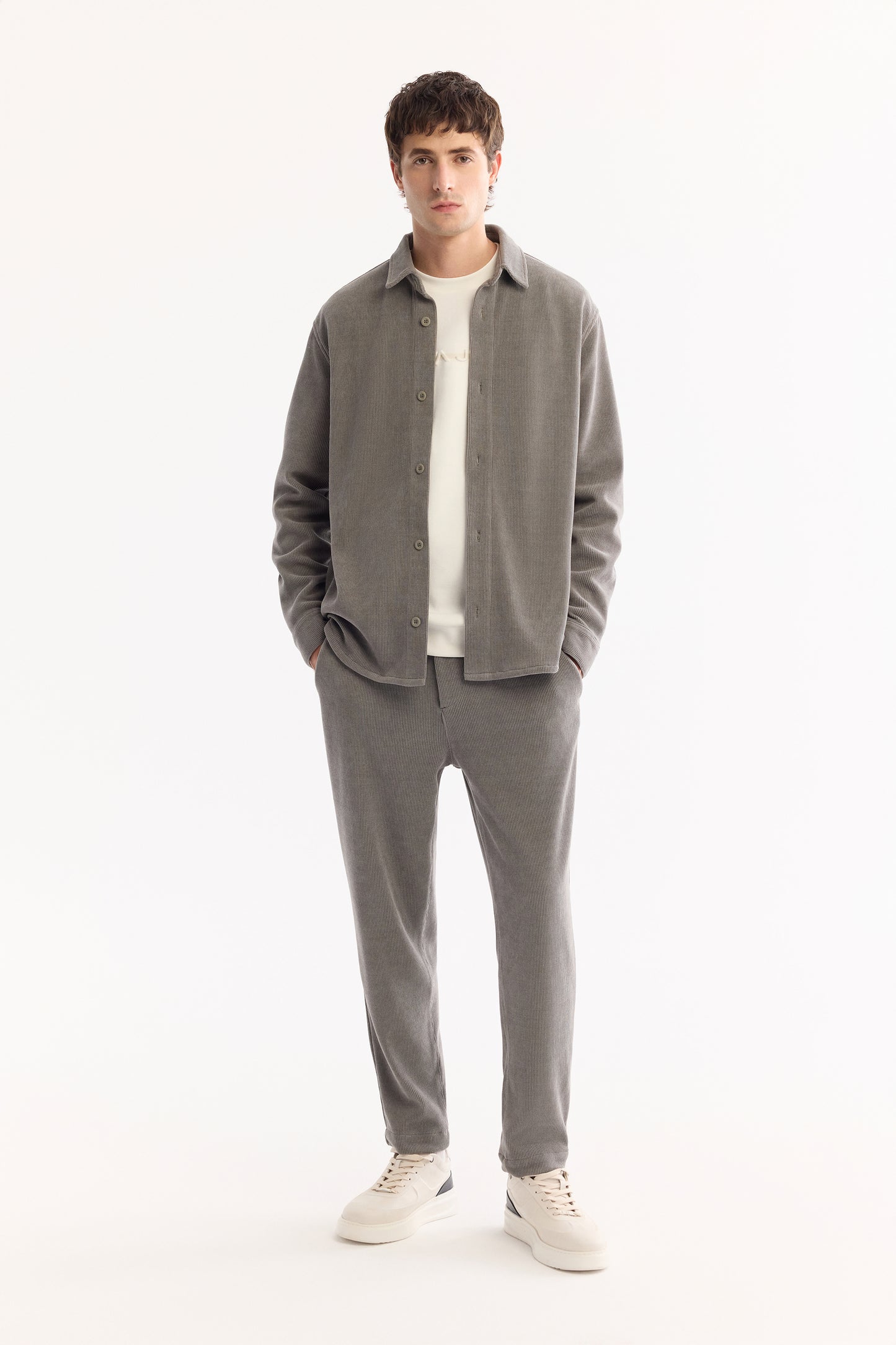 Gri Klasik Yaka Kadife Polyester Örme Kumaş Gömlek