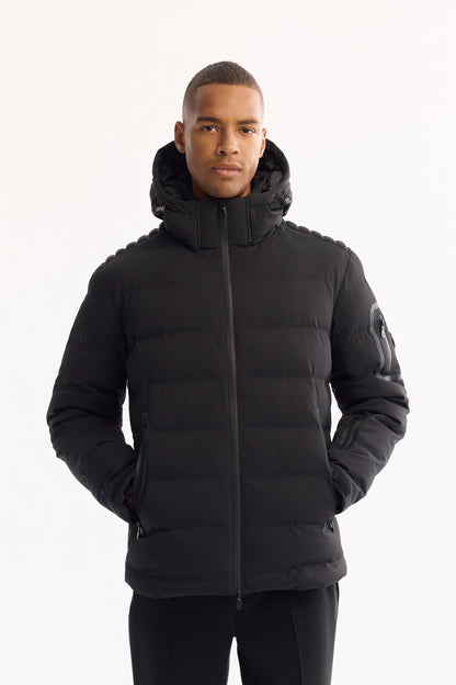 Siyah Takma Çıkma Kapüşonlu Düz Poliamid-elastan Kumaş Mont