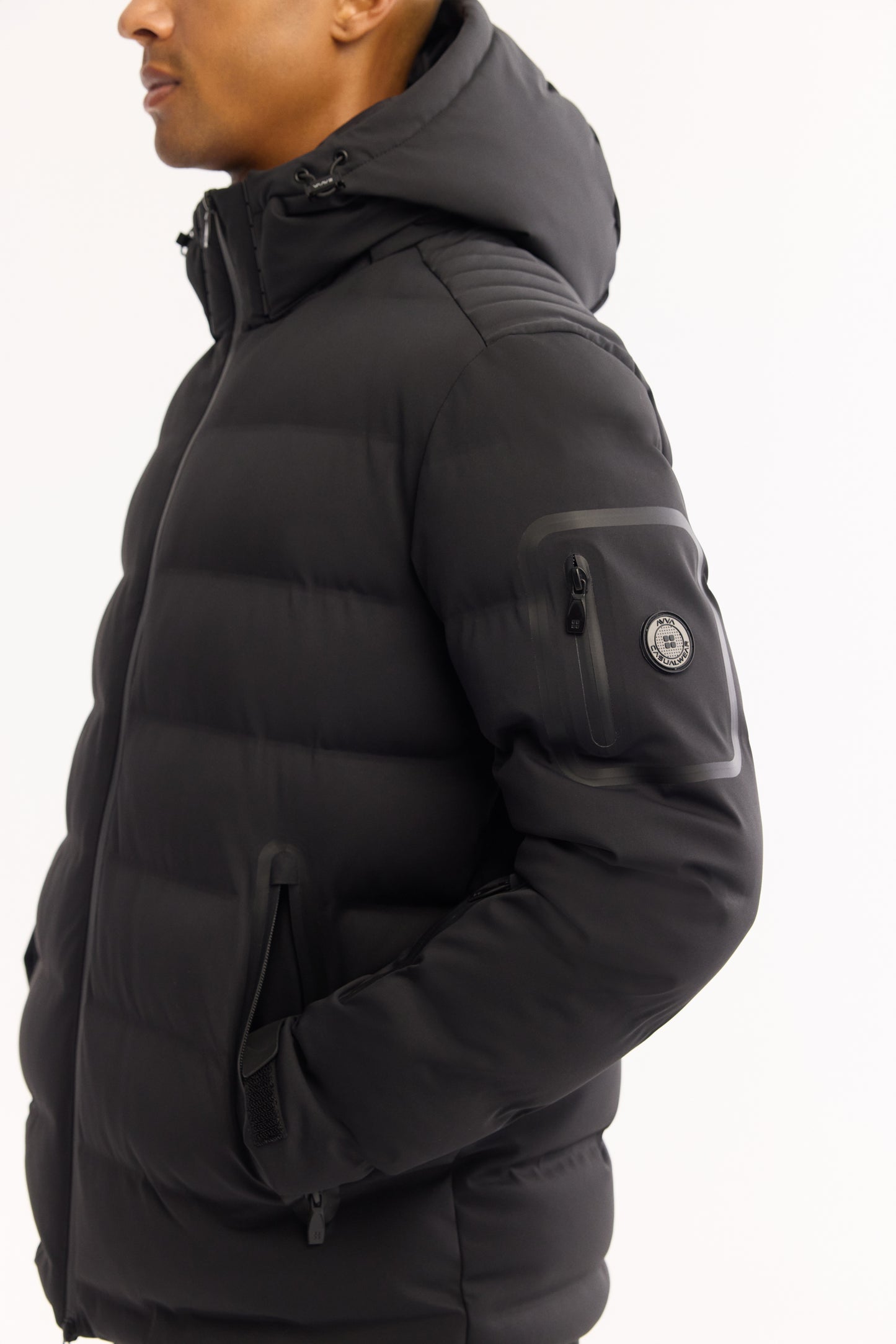 Siyah Takma Çıkma Kapüşonlu Düz Poliamid-elastan Kumaş Mont