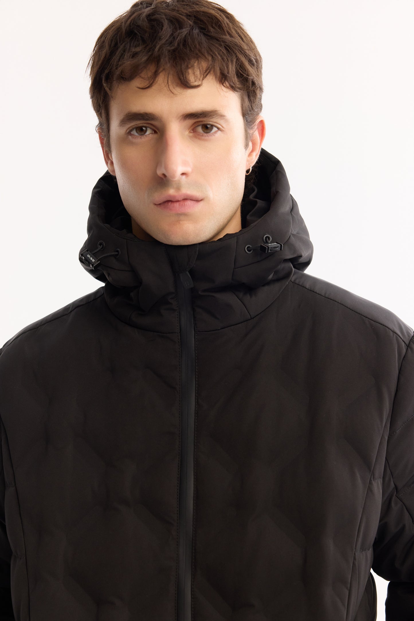 Siyah Kapüşonlu Yaka Kapitone Polyester Kumaş Mont