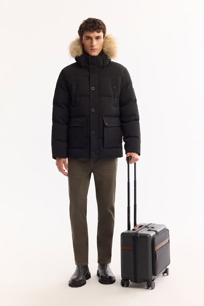 Siyah Takma Çıkma Kapüşonlu Dokulu Polyester Kumaş Mont