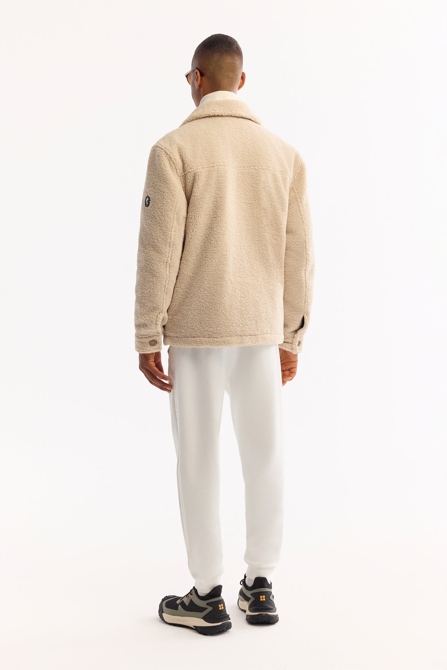 Bej Klasik Yaka Düz Peluş Kumaş Mont