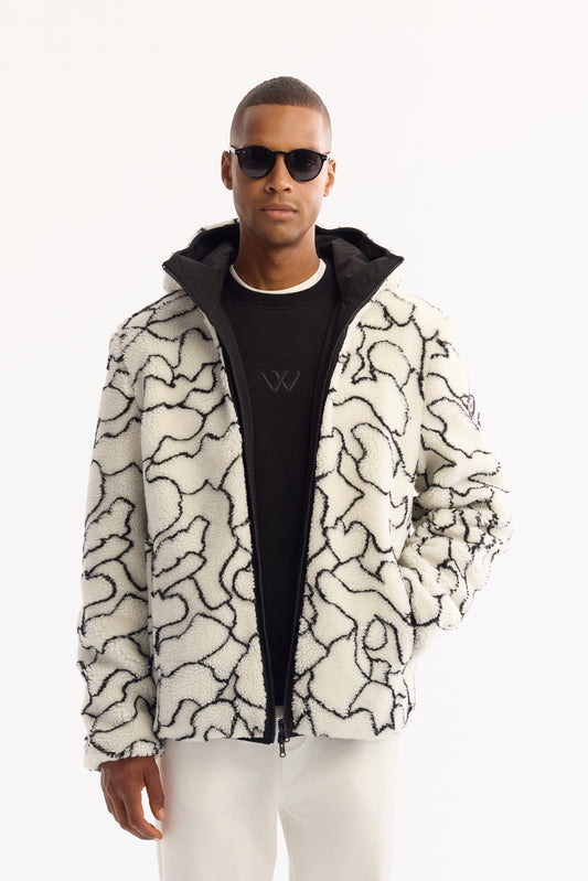 Beyaz Kapüşonlu Yaka Desenli Peluş Kumaş Mont