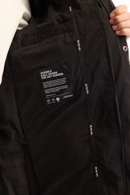 Siyah Takma Çıkma Kapüşonlu Düz Poliamid Kumaş Mont