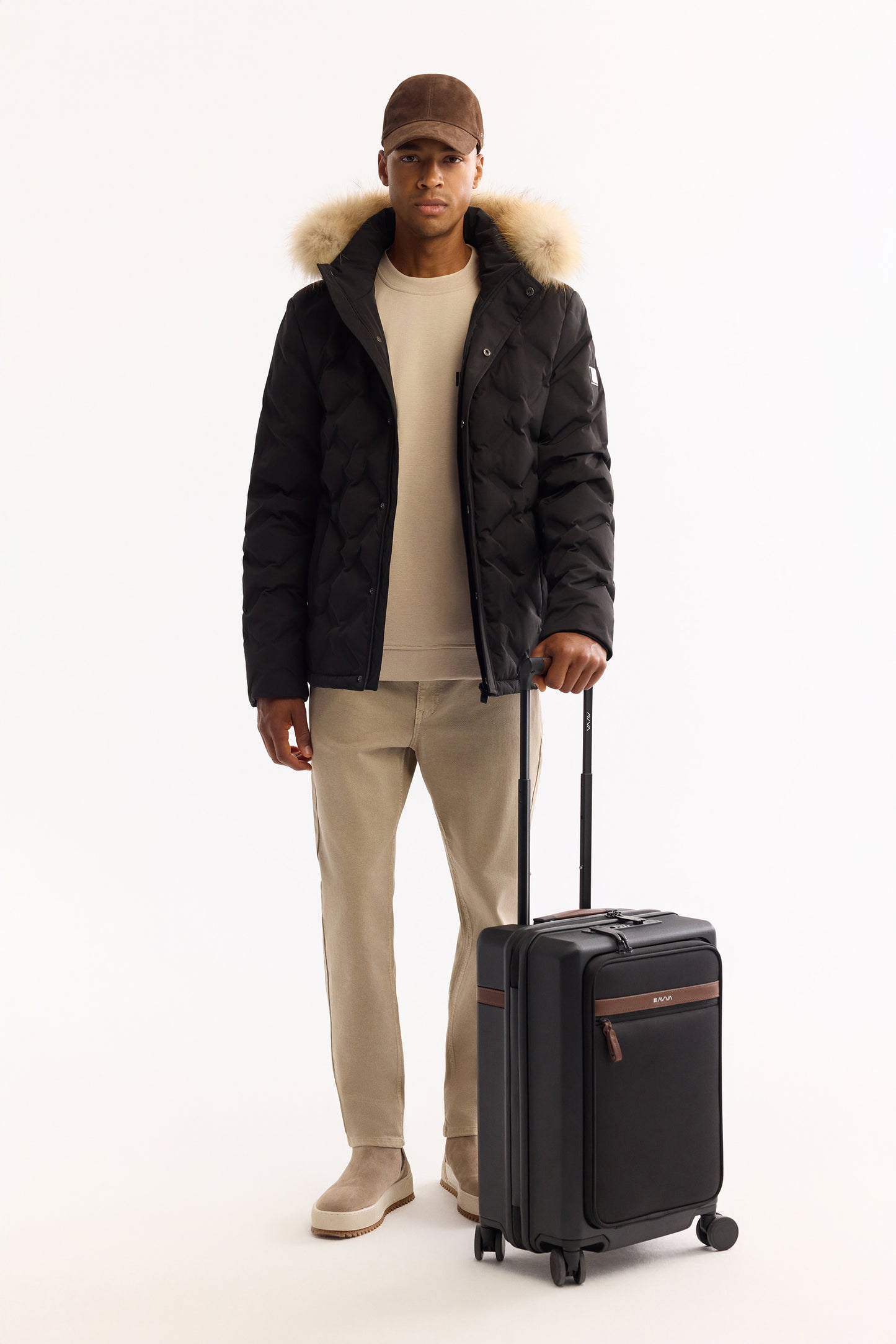 Siyah Takma Çıkma Kapüşonlu Düz Polyester Kumaş Mont