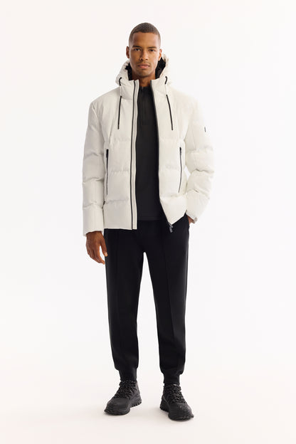 Beyaz Kapüşonlu Yaka Kapitone Polyester Kumaş Mont