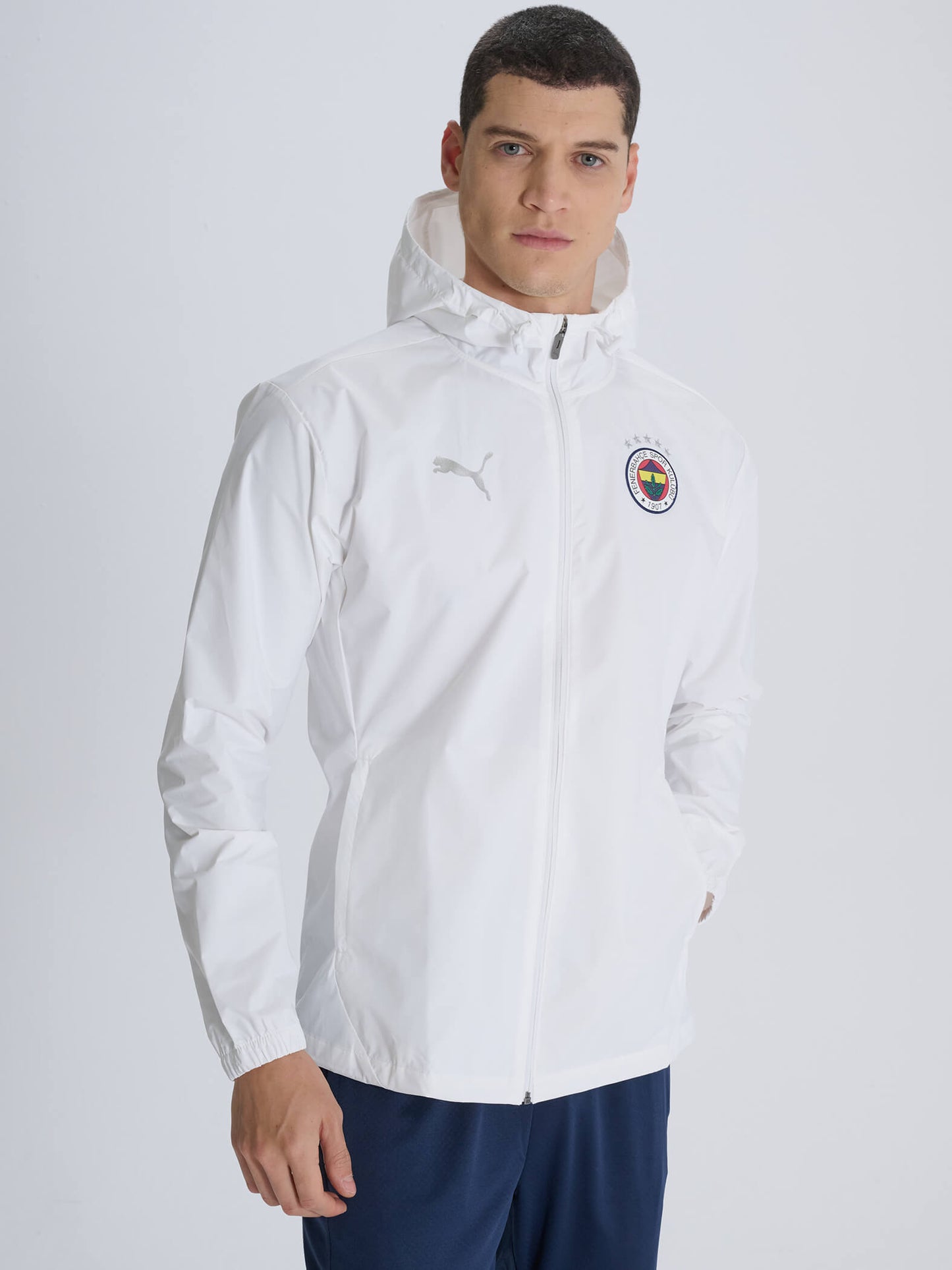 Fenerbahçe Puma Beyaz A Takım Yağmurluk