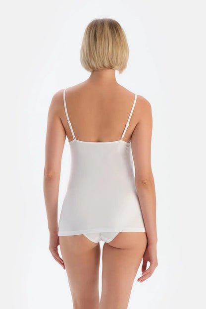 Beyaz 2'li Ince Askılı Penye Kadın Atlet