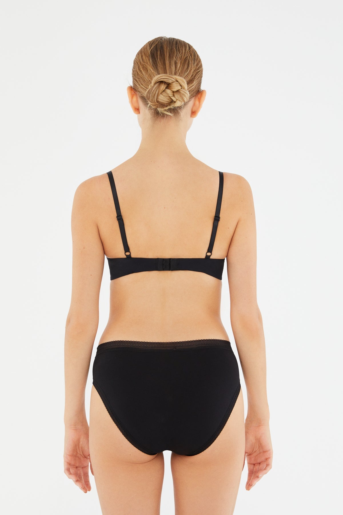 Siyah Blossom Balenli Push-up Sütyen
