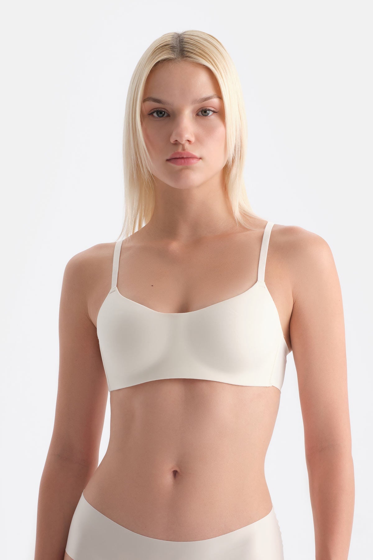 Ekru 1137kc Nıtsa Balensiz Dikişsiz Sütyen