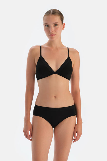 Siyah 1330kc Basıc Üçgen Formlu Soft Sütyen