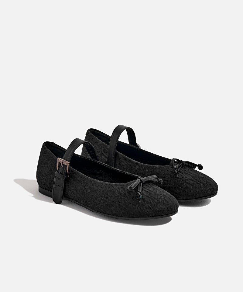 Fiyonklu Monogram Jakarlı Babet