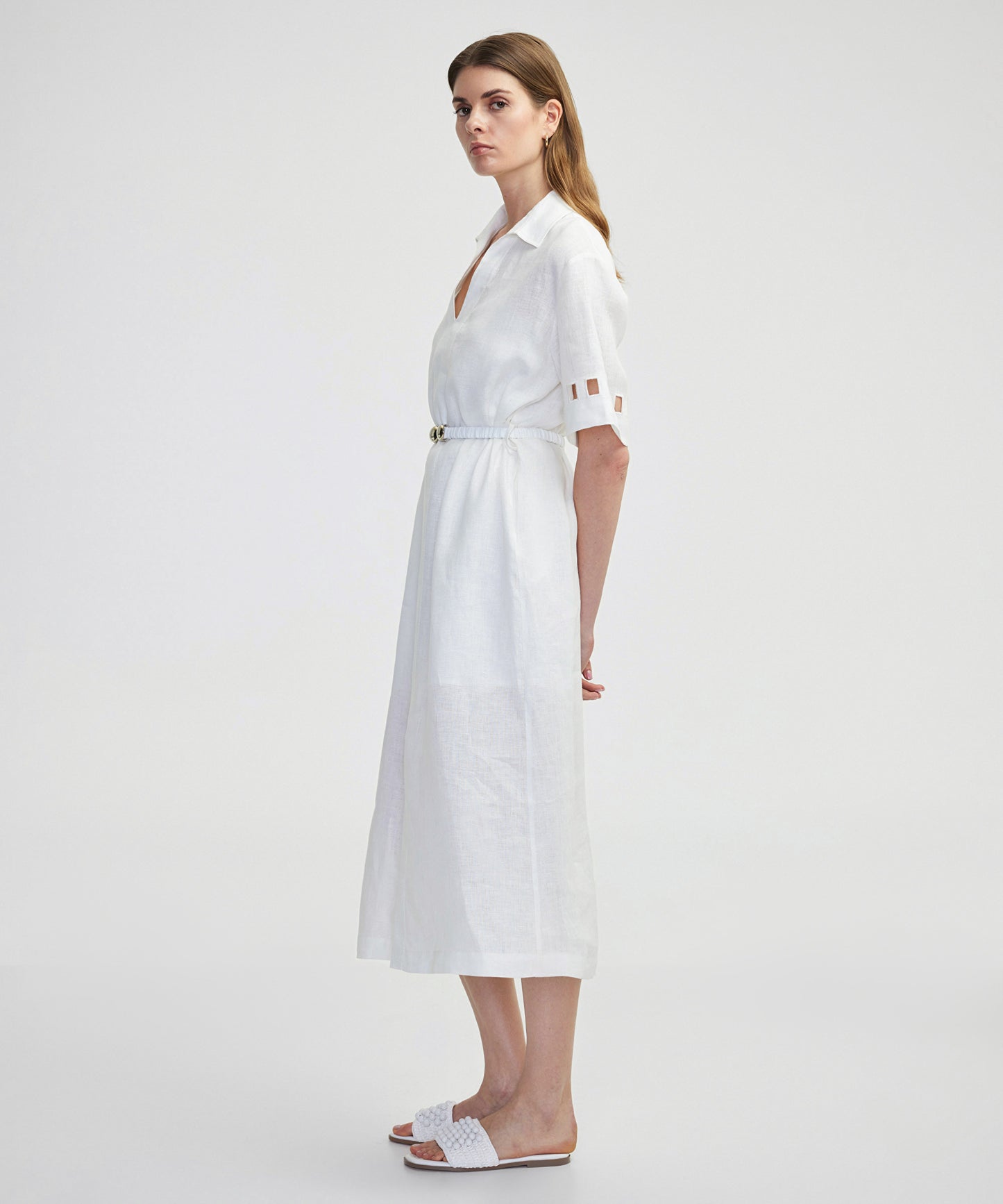 Cutout Detaylı Keten Elbise