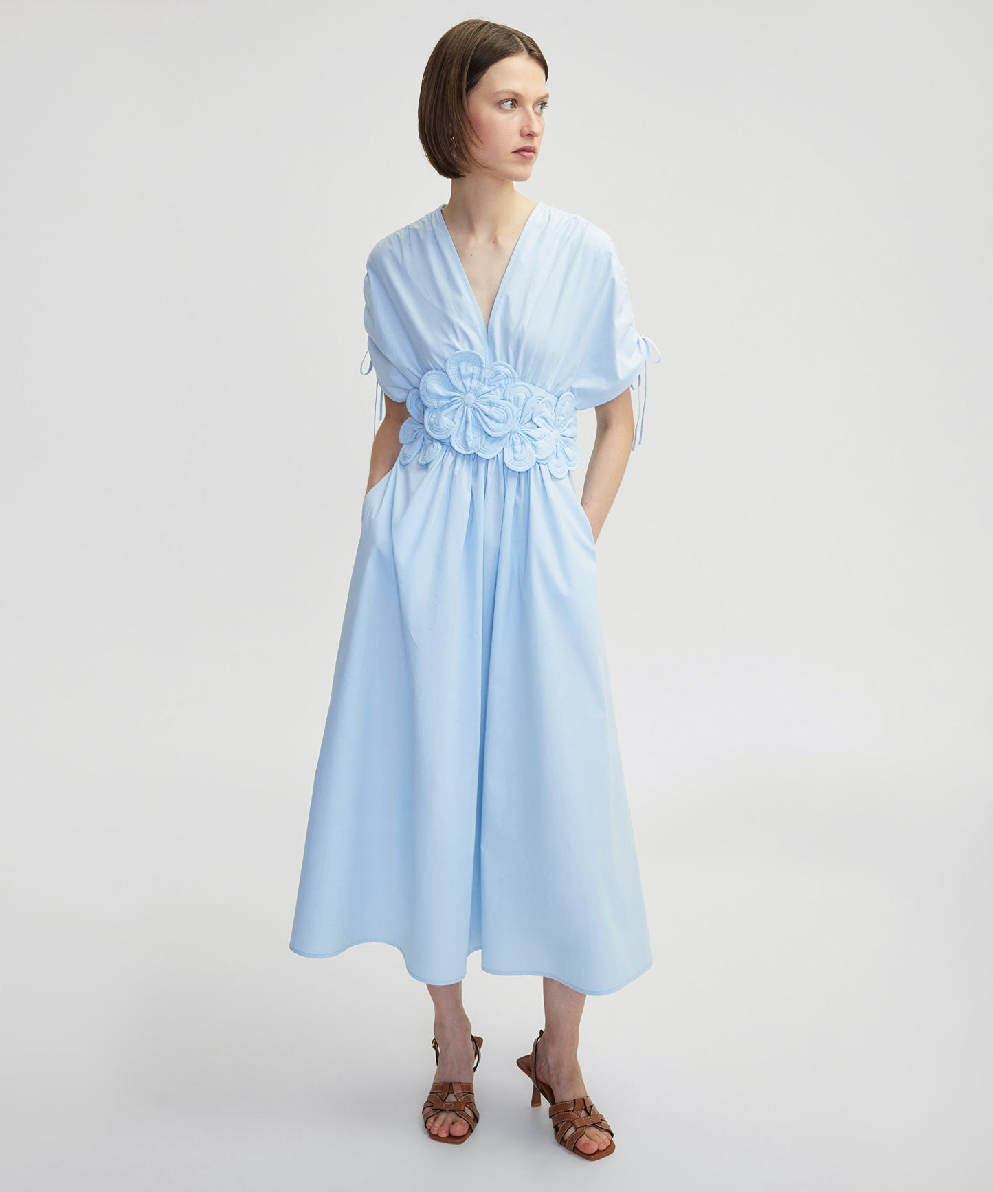 Çiçek Aplikeli Poplin Elbise