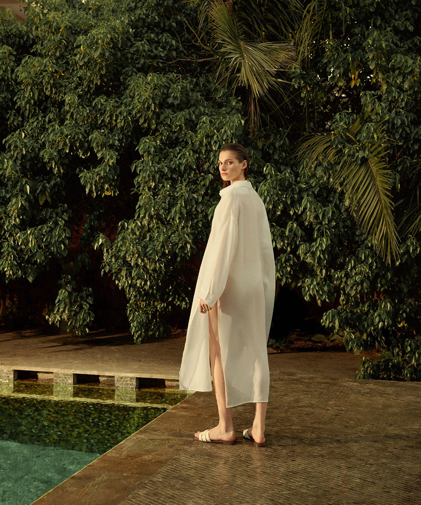 Işlemeli Keten Tunik