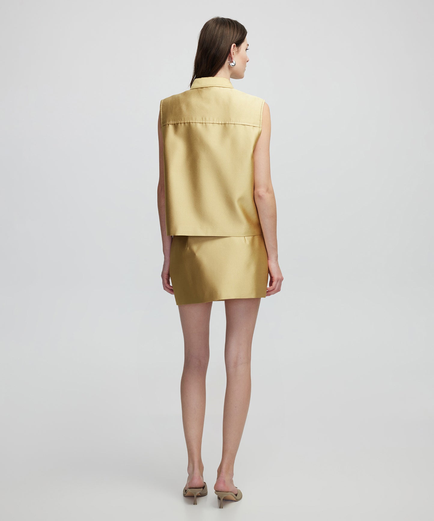 Parlak Dokulu Gömlek