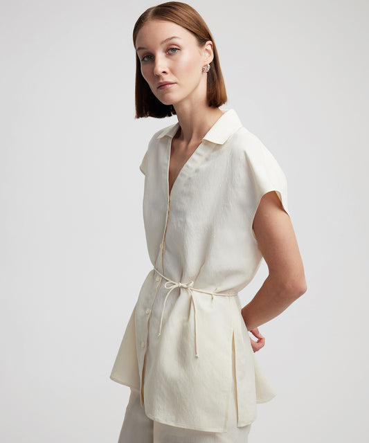 Ince Kuşaklı Gömlek